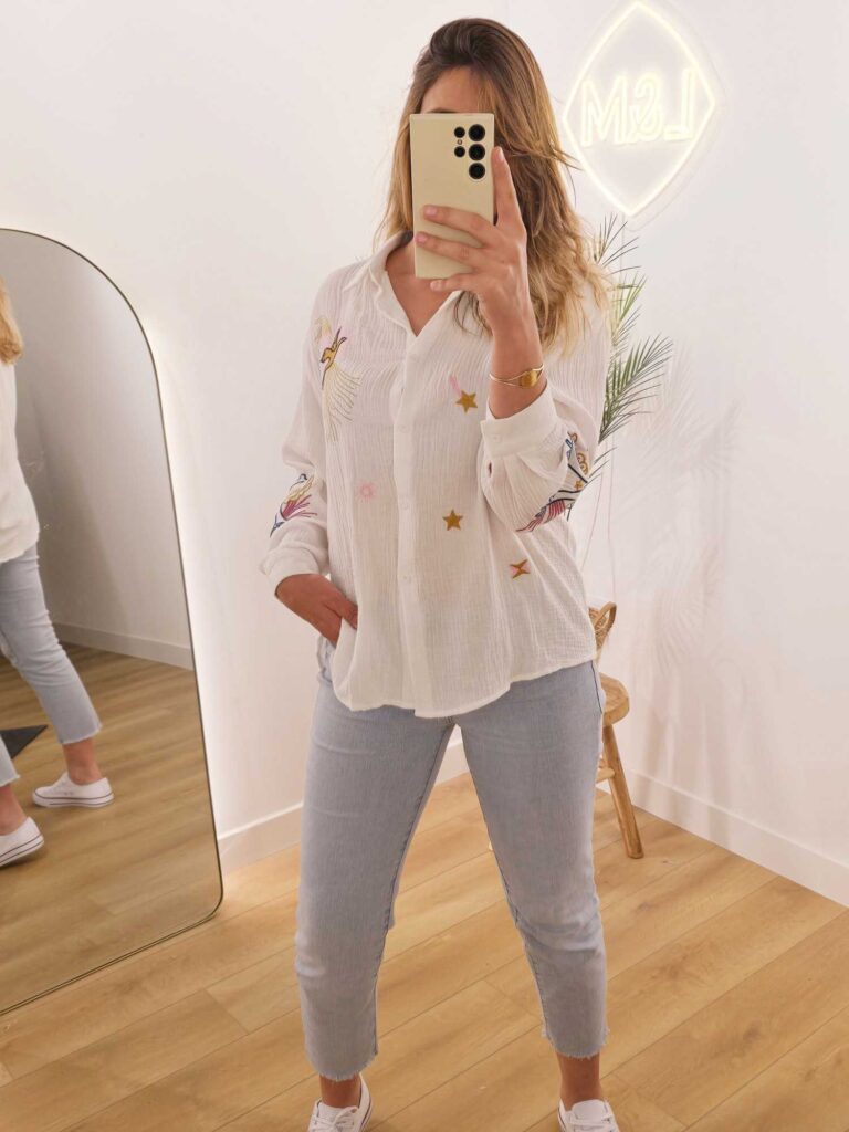 Chemisier gaze de coton broderies