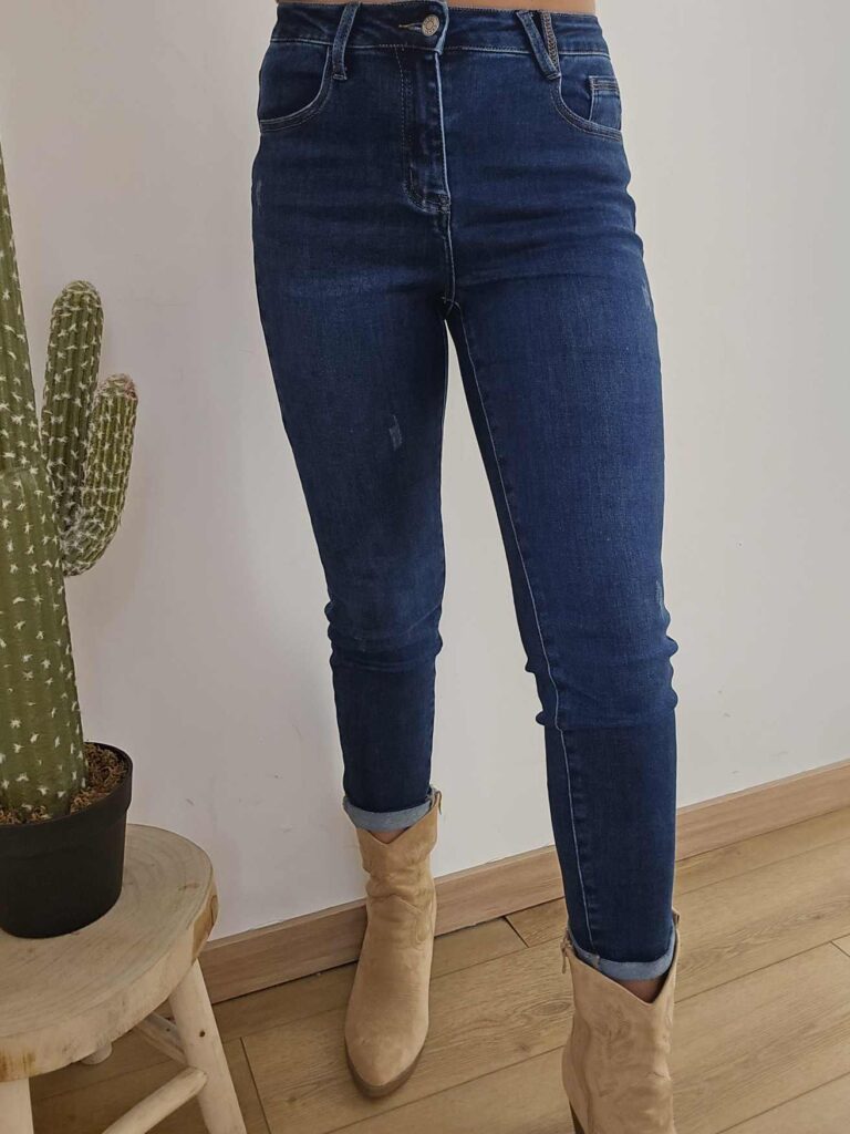 Jean regular ajusté