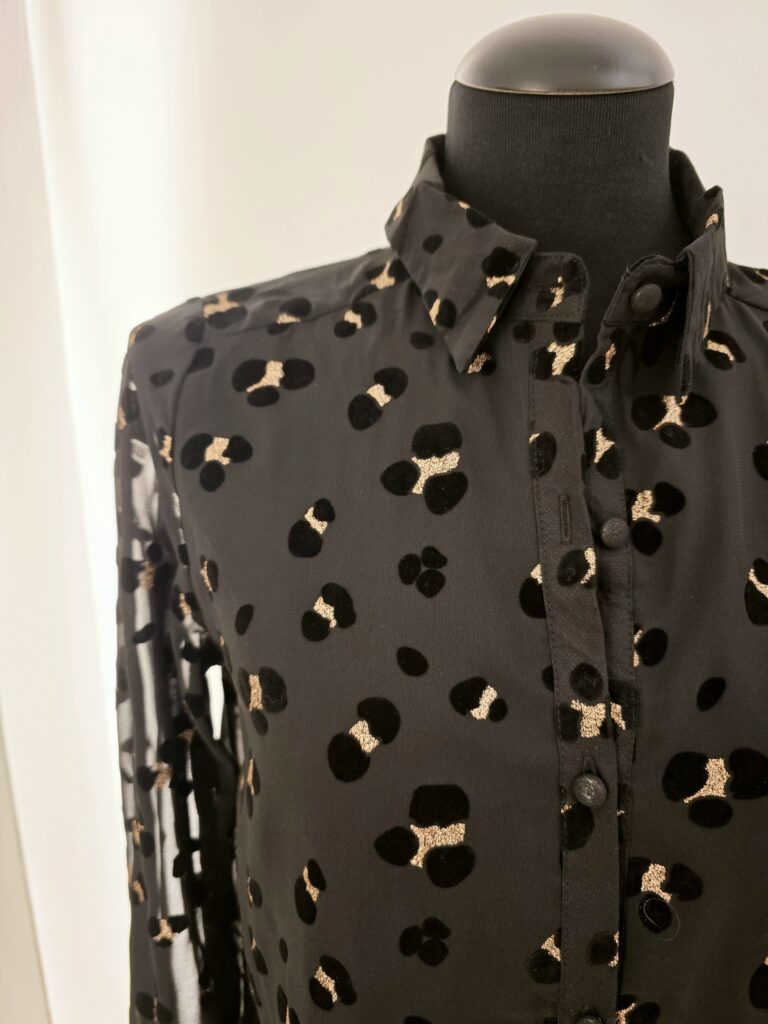 Chemisier voile noir léopard