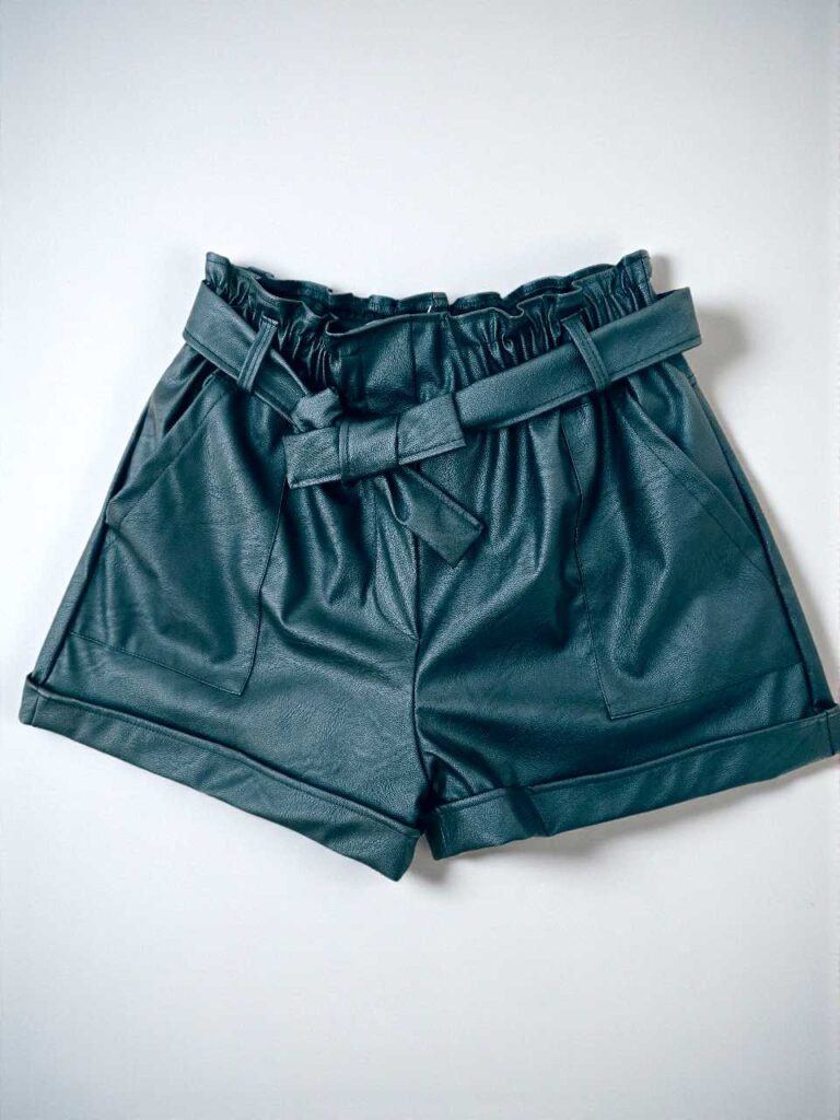 Short simili taille haute