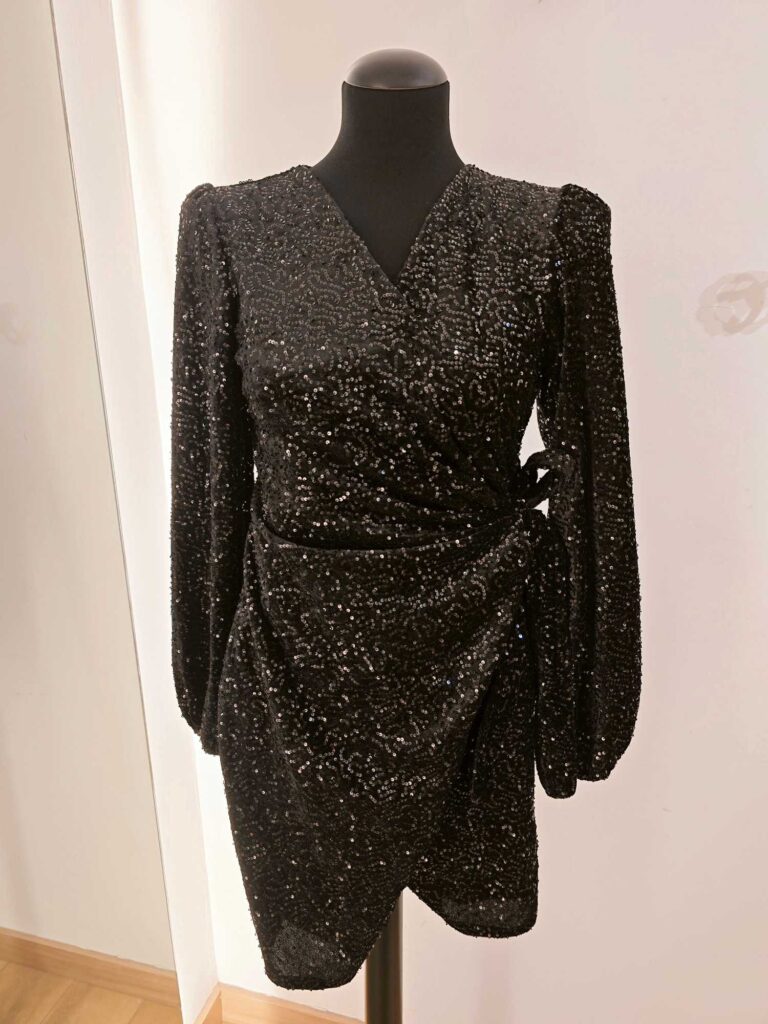 Robe cache-cœur sequins