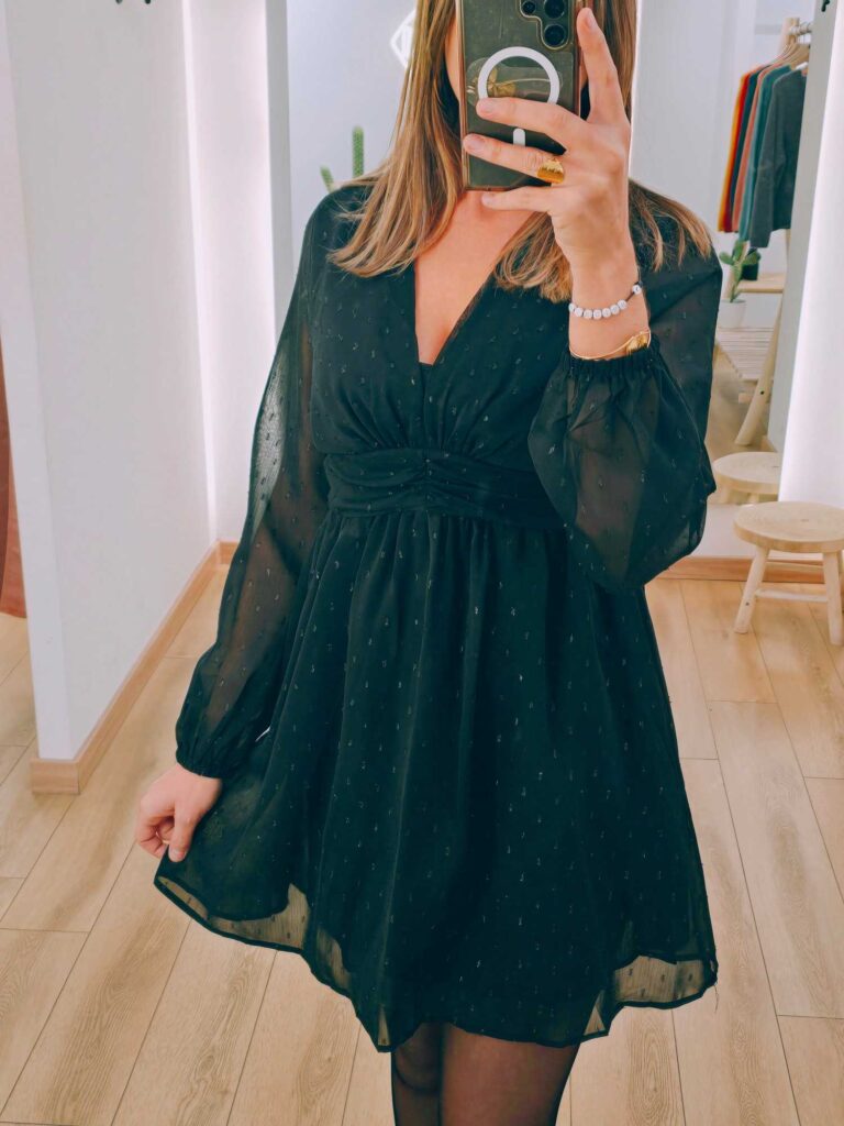 Robe voile gouttes brillantes