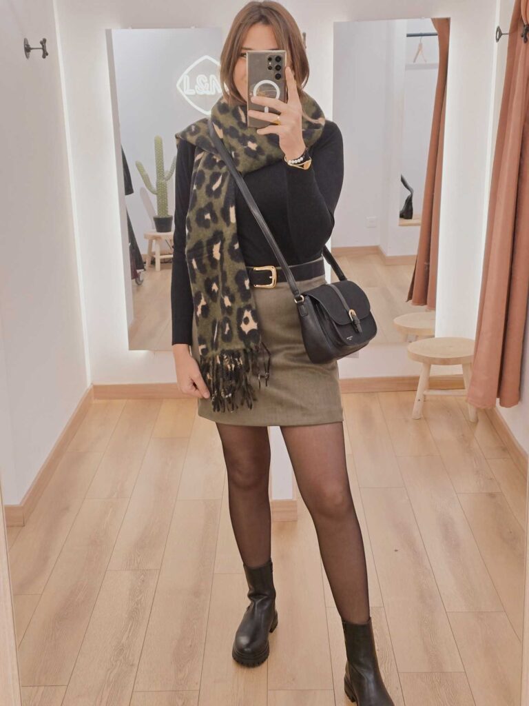 Jupe courte suédine zip