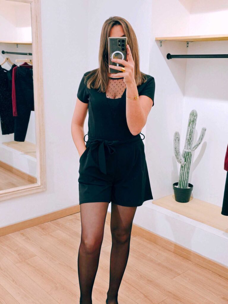 Combishort décolleté voile