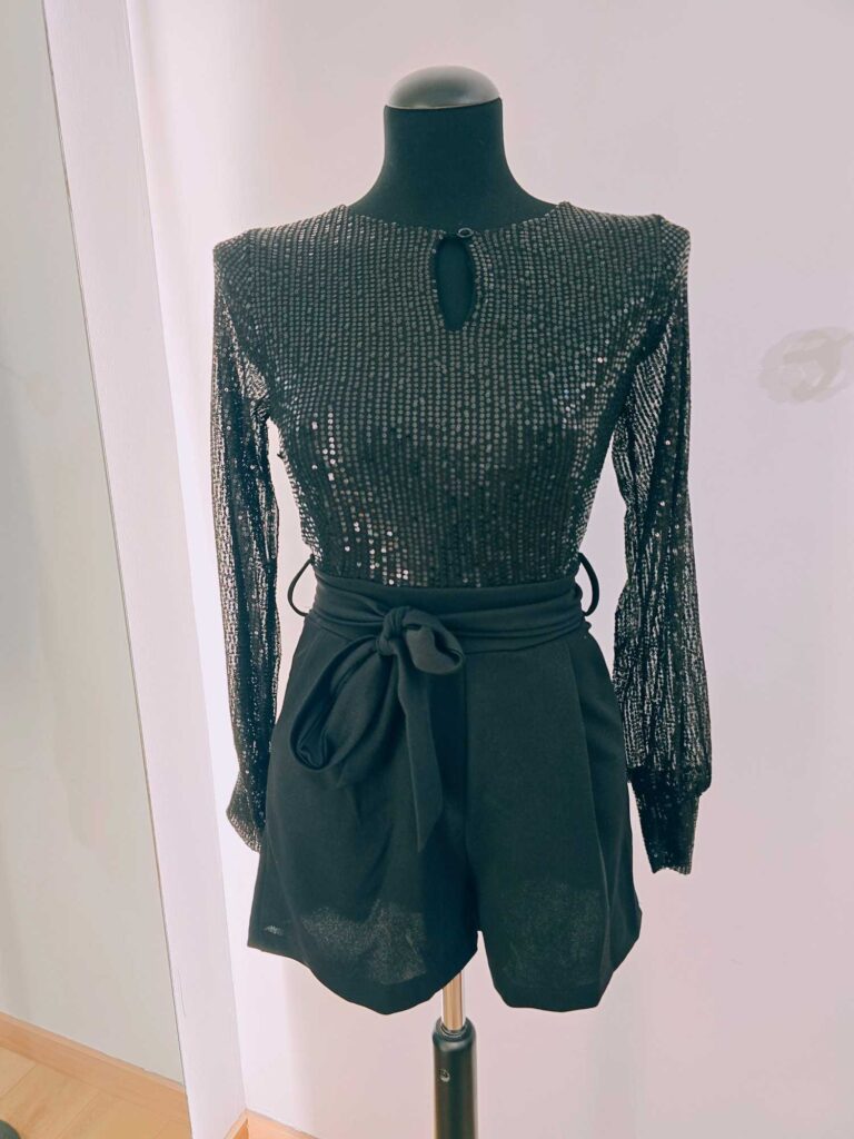 Combishort haut à sequins