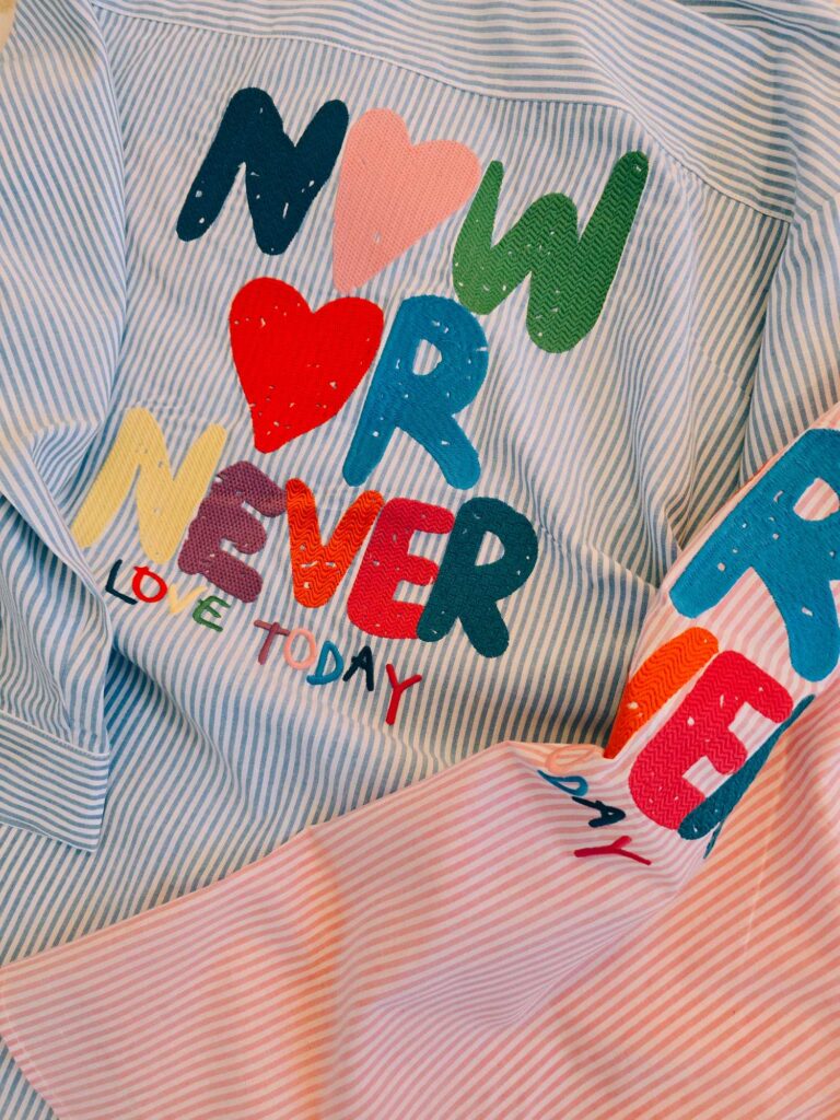 Chemise rayée "now or never"