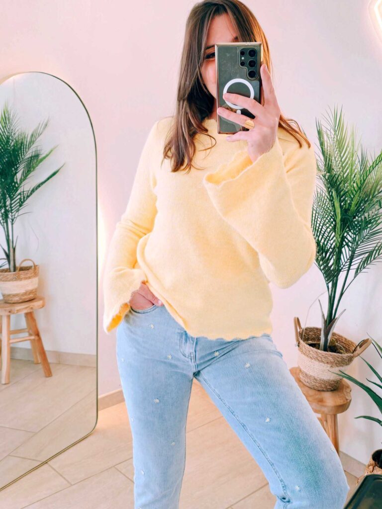 Pull manches tulipes