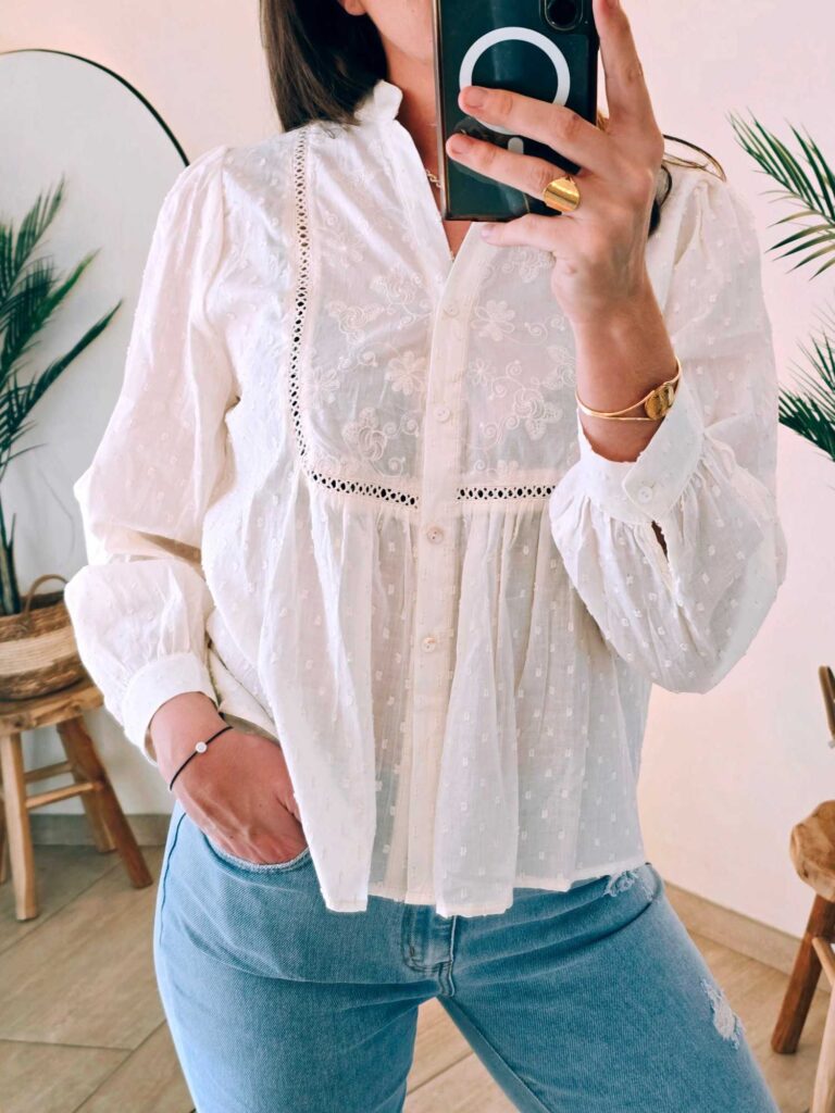 Blouse plastron broderie beige